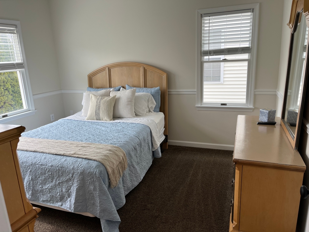Queen bed
