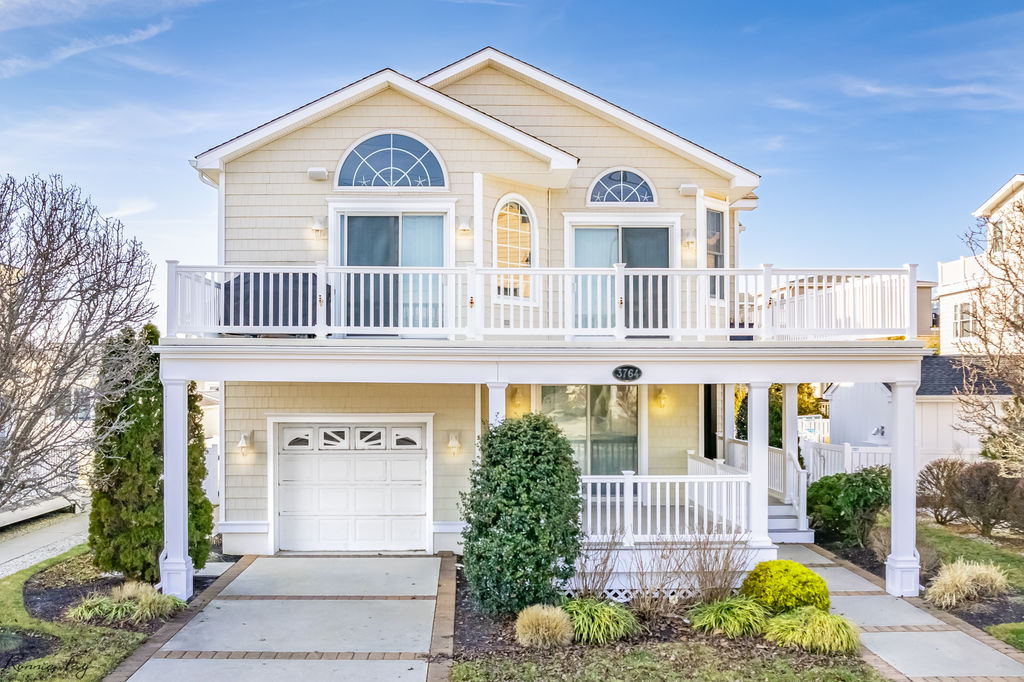 SPECIAL PRICING: Luxury Home, Short Walk to Beach+Town! - Avalon, NJ ShoreSummerRentals, www 