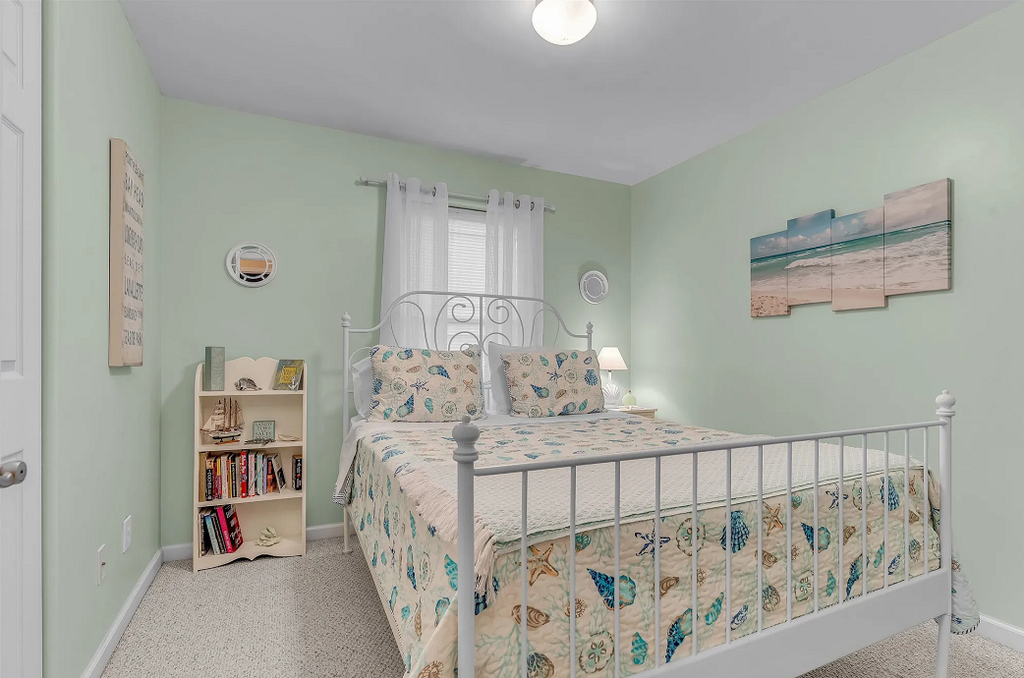 Guest Bedroom #1