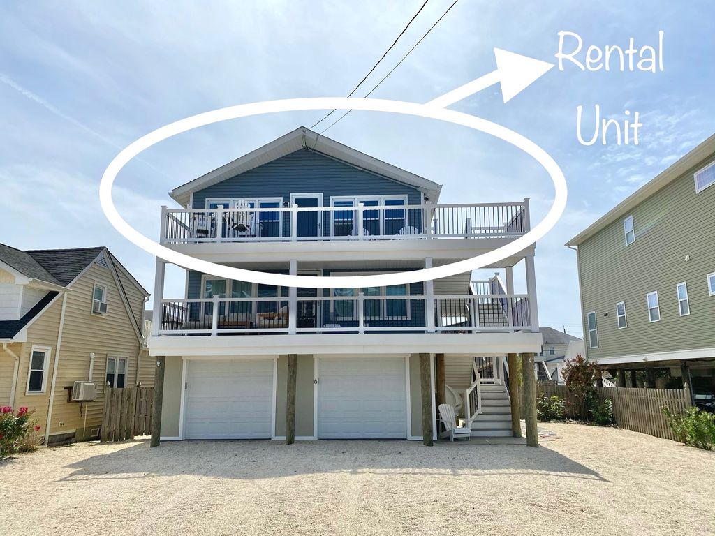 AMAZING 3 BR,1 BA Ocean Block, Top FloorBeach Haven Crest Unit Long