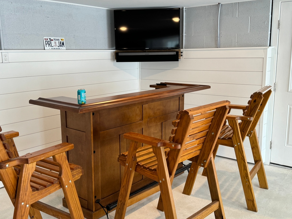 Garage Bar with Sonos Sound
