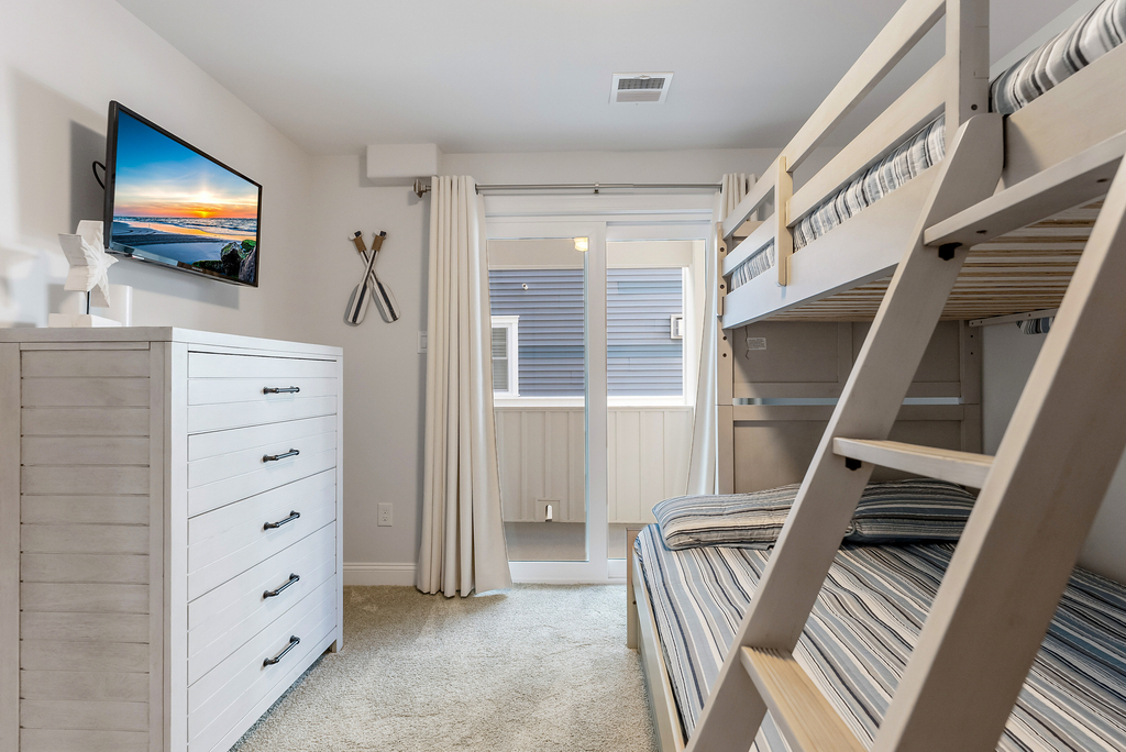 2nd Bedroom with Patio Access