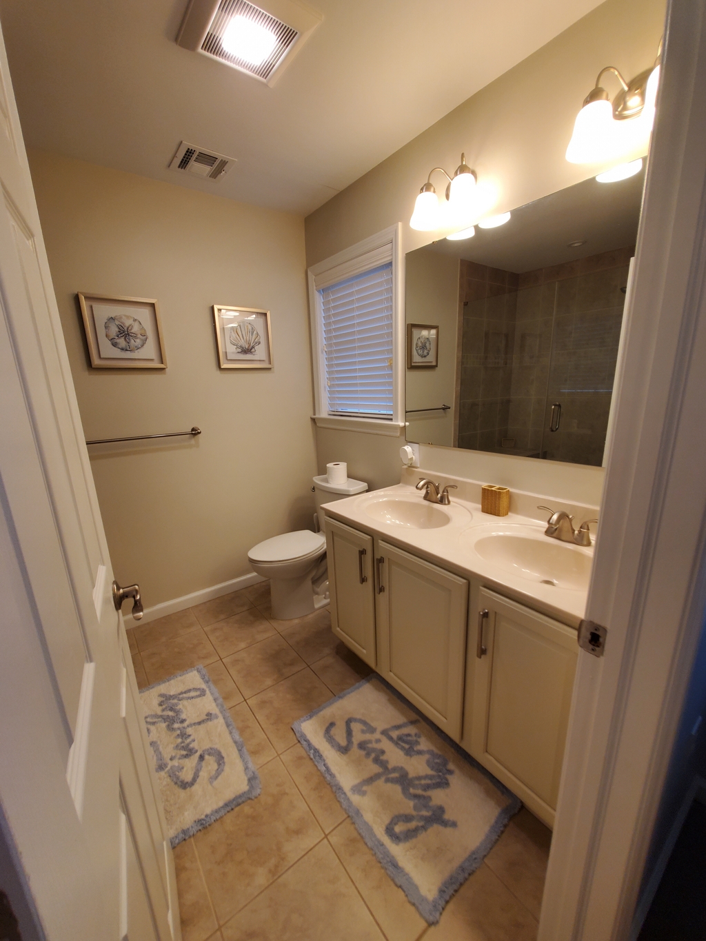 Main Bedroom Bathroom