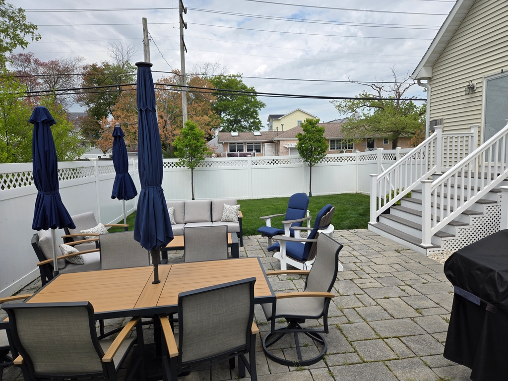 Sitting Area