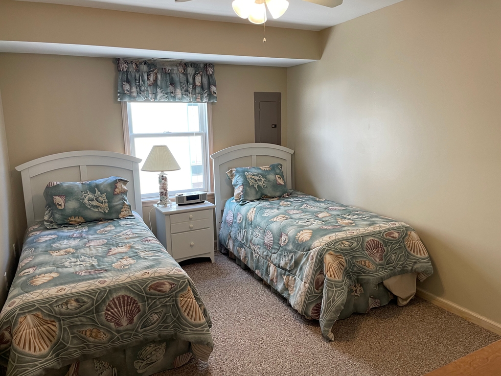 bedroom 4-a