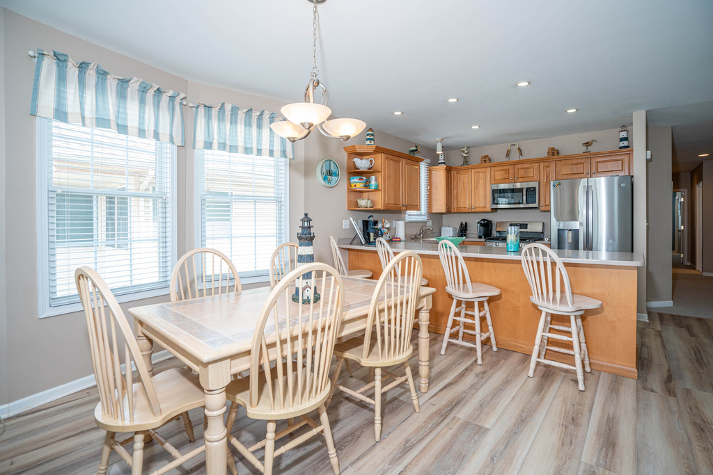 Kitchen and Dining 