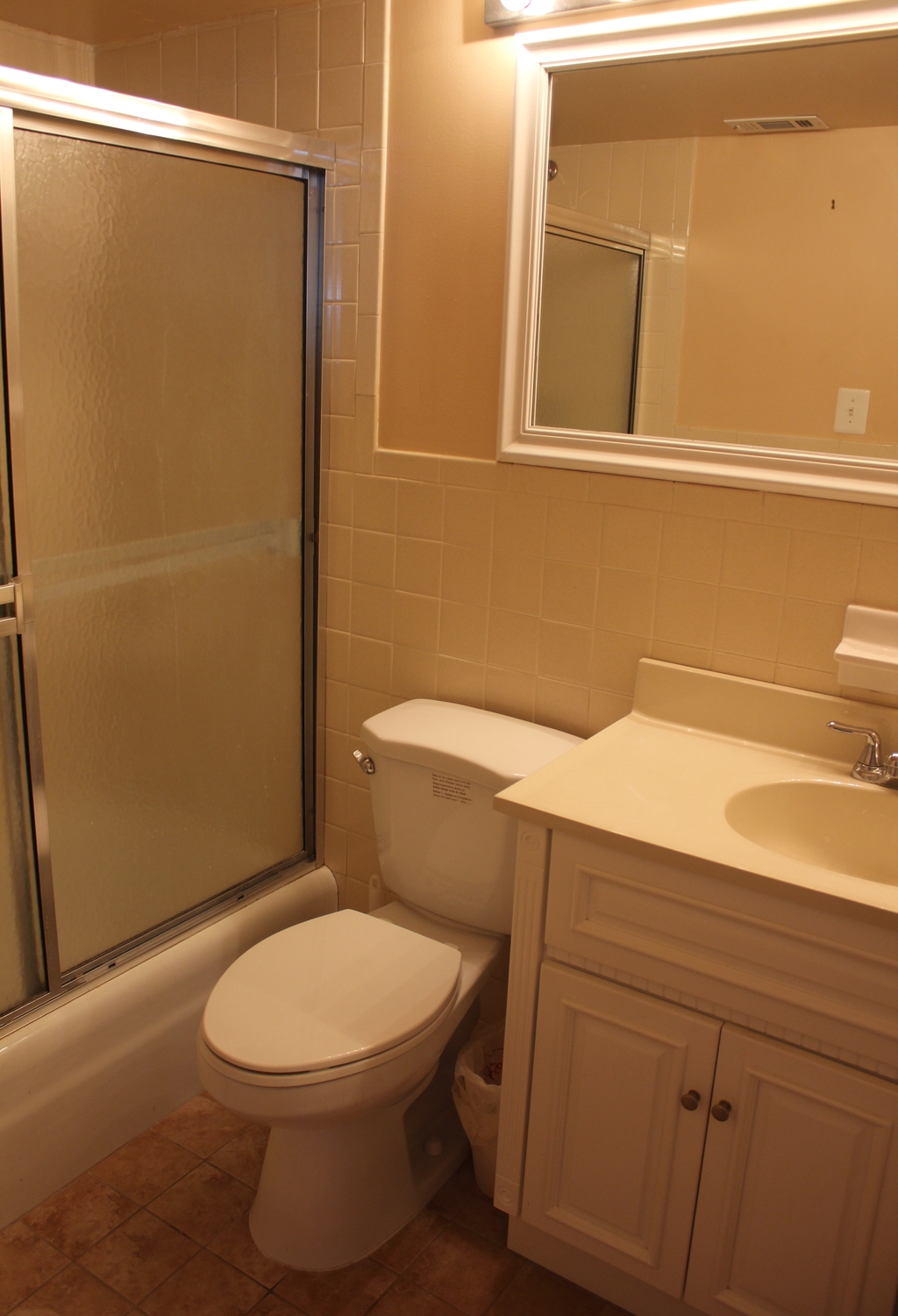 Bedroom #1 Full Bathroom