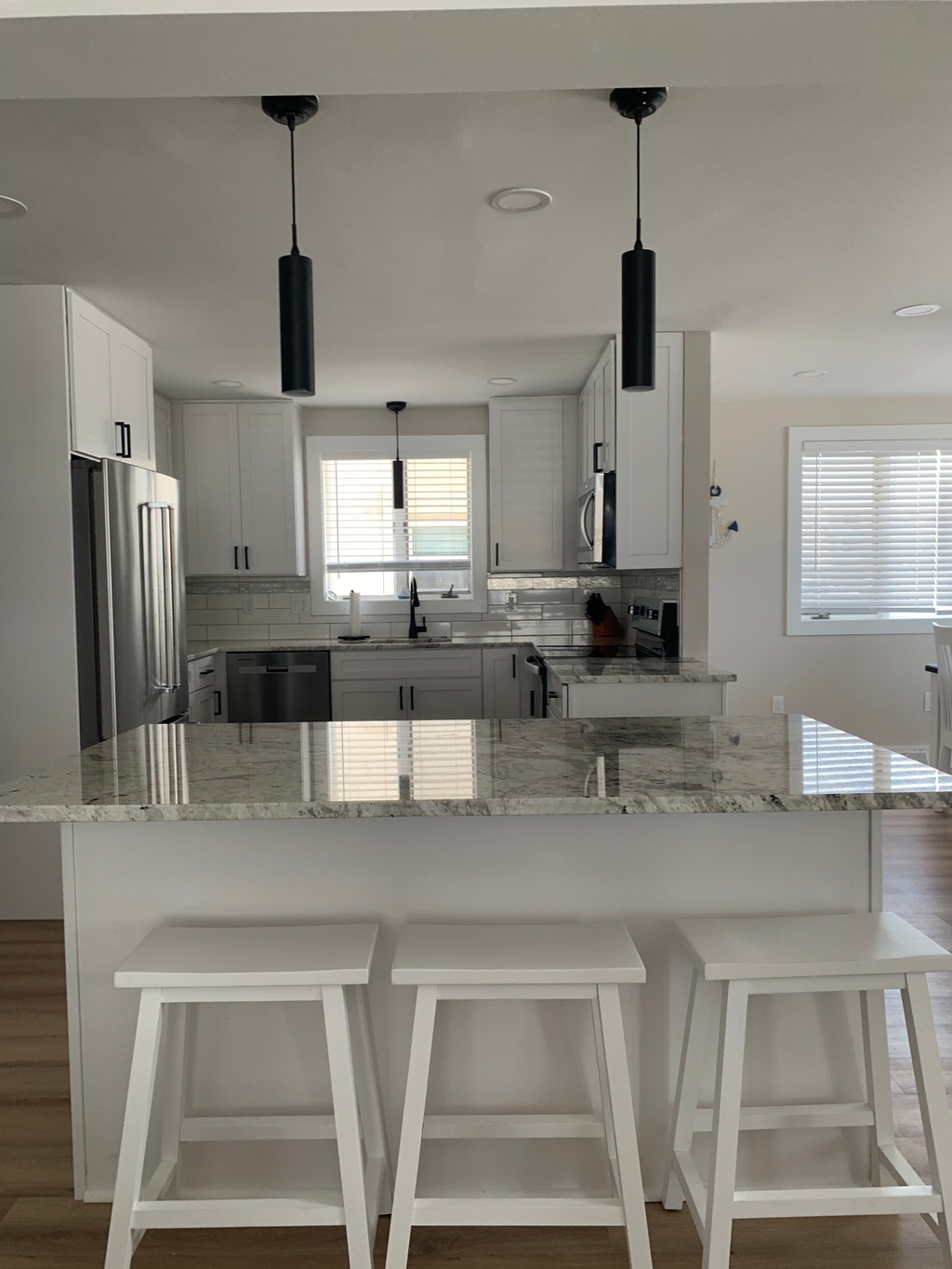 Kitchen Area with Breakfast Bar