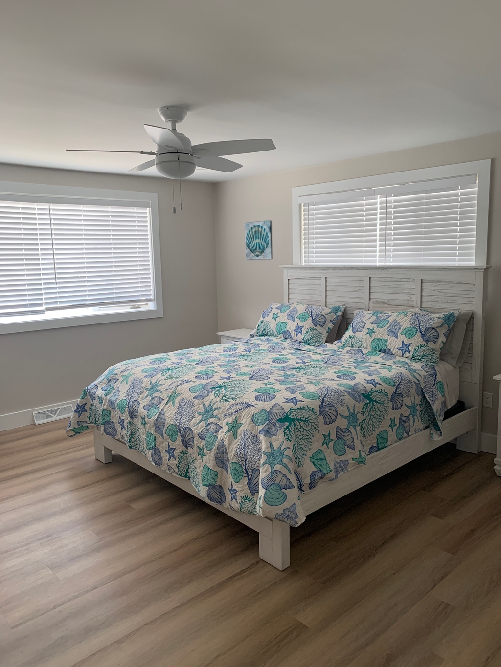 First Floor Master Suite - King Bed