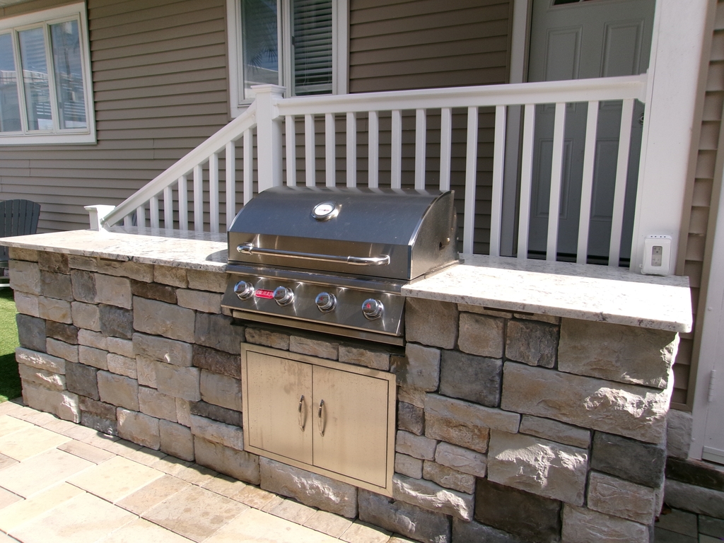 Outdoor Grill Area