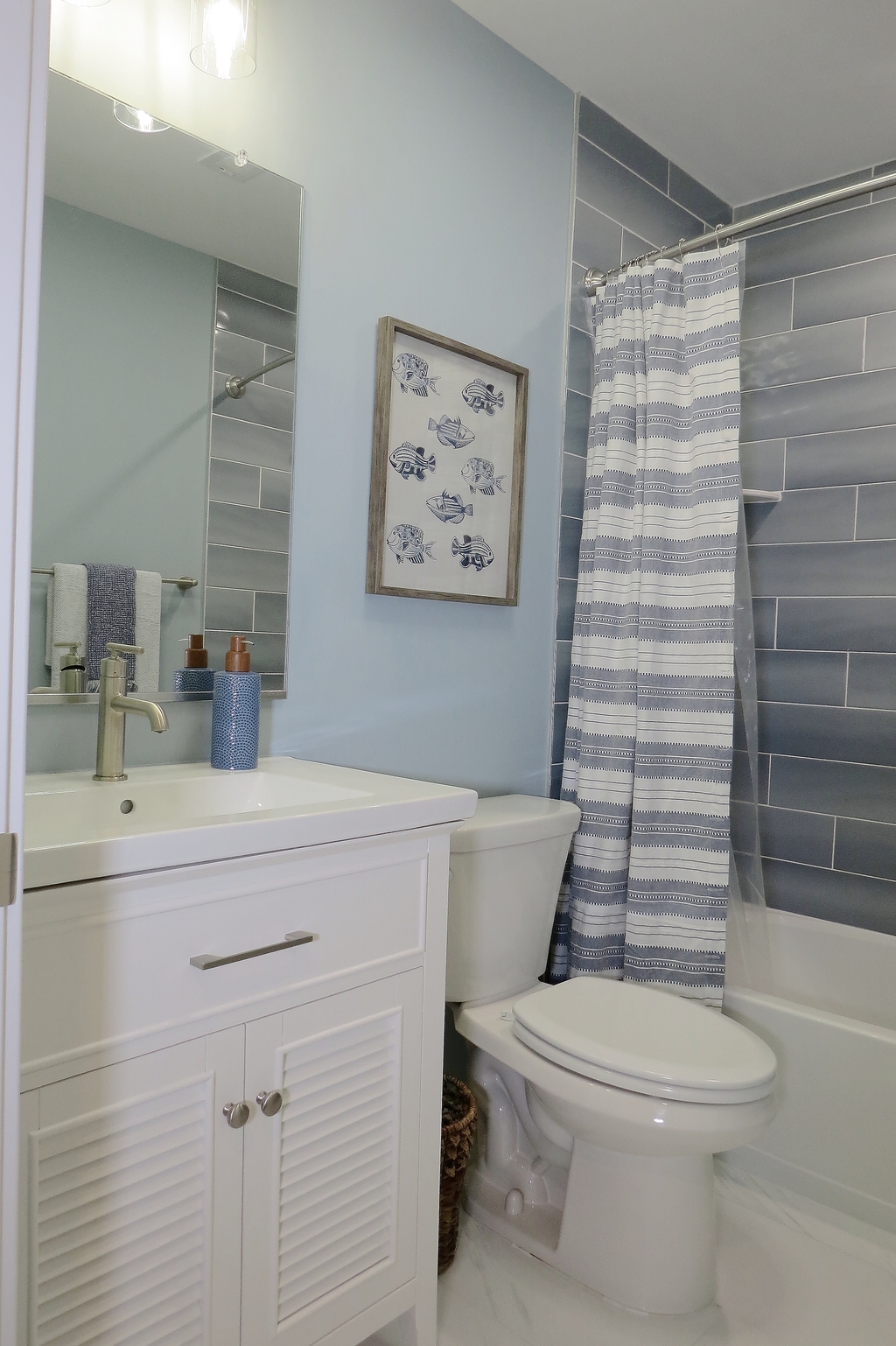Main bathroom
