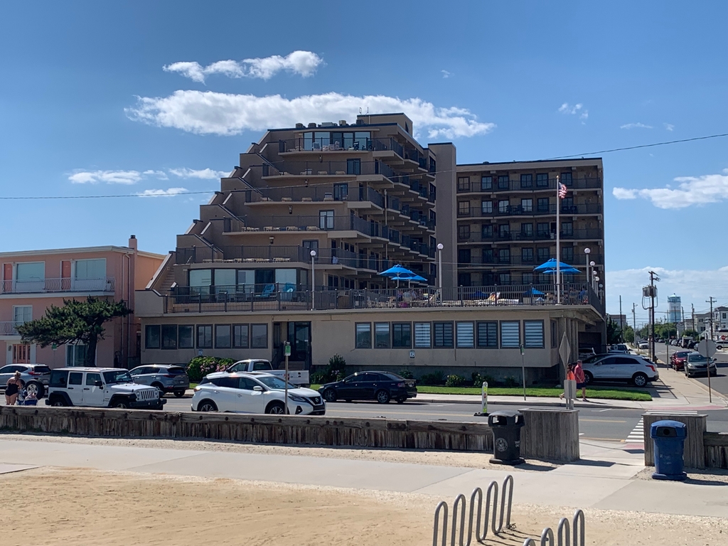 Seacrest Towers - North Wildwood