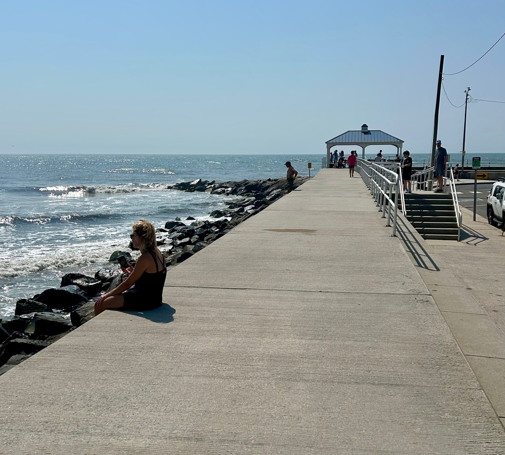 Seawall is directly across the street. 