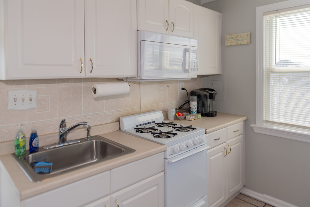 1st floor 2 bedroom unit