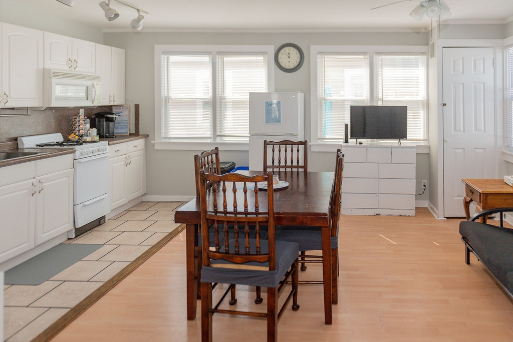 1st floor 2 bedroom unit