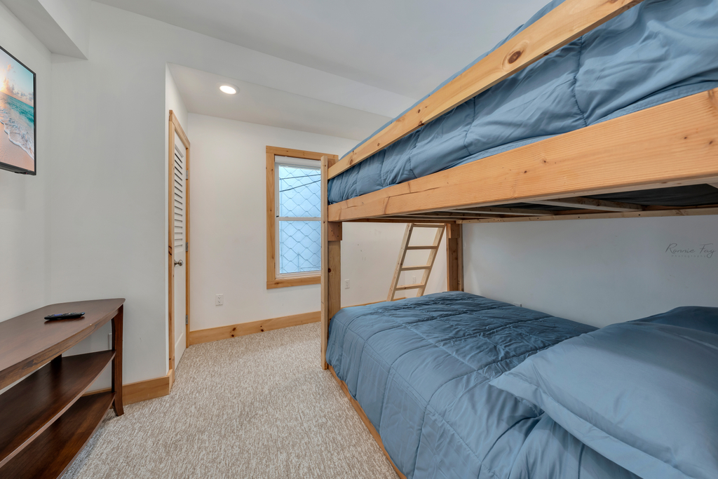 Another bunkbedroom