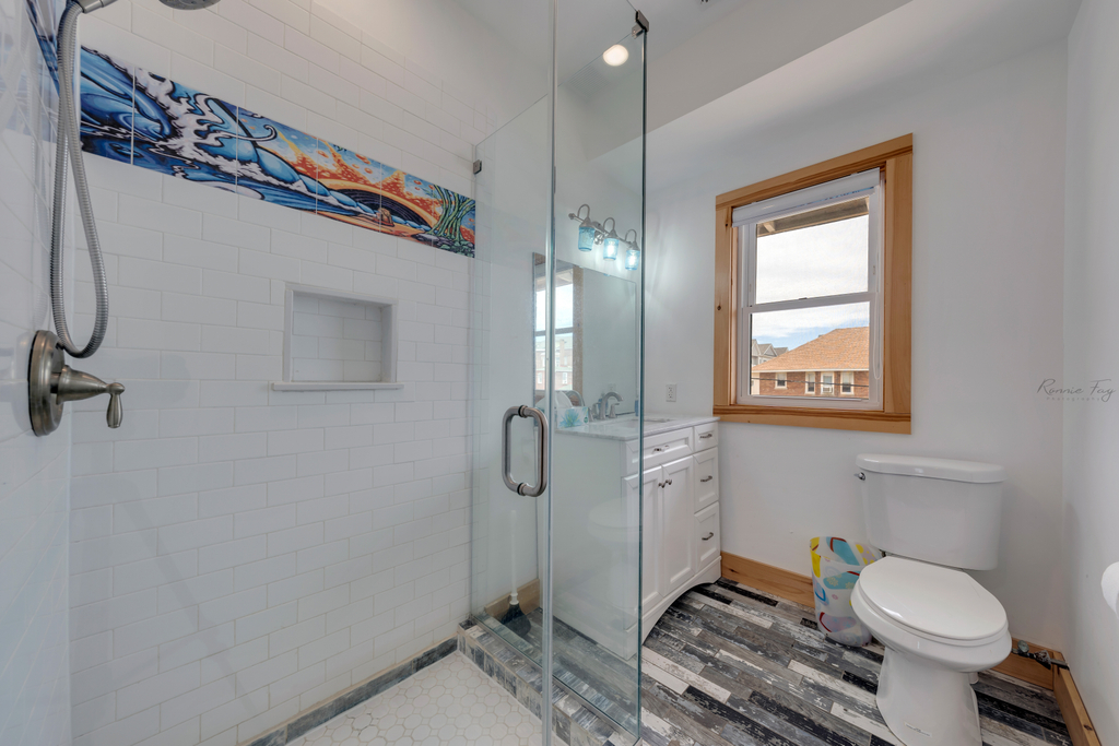 Second of 4 second floor bathrooms