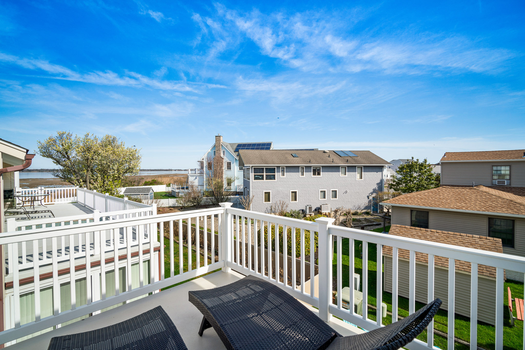 Primary Bedroom deck