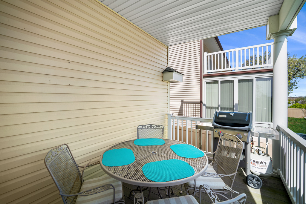 Deck for Dining Al fresco