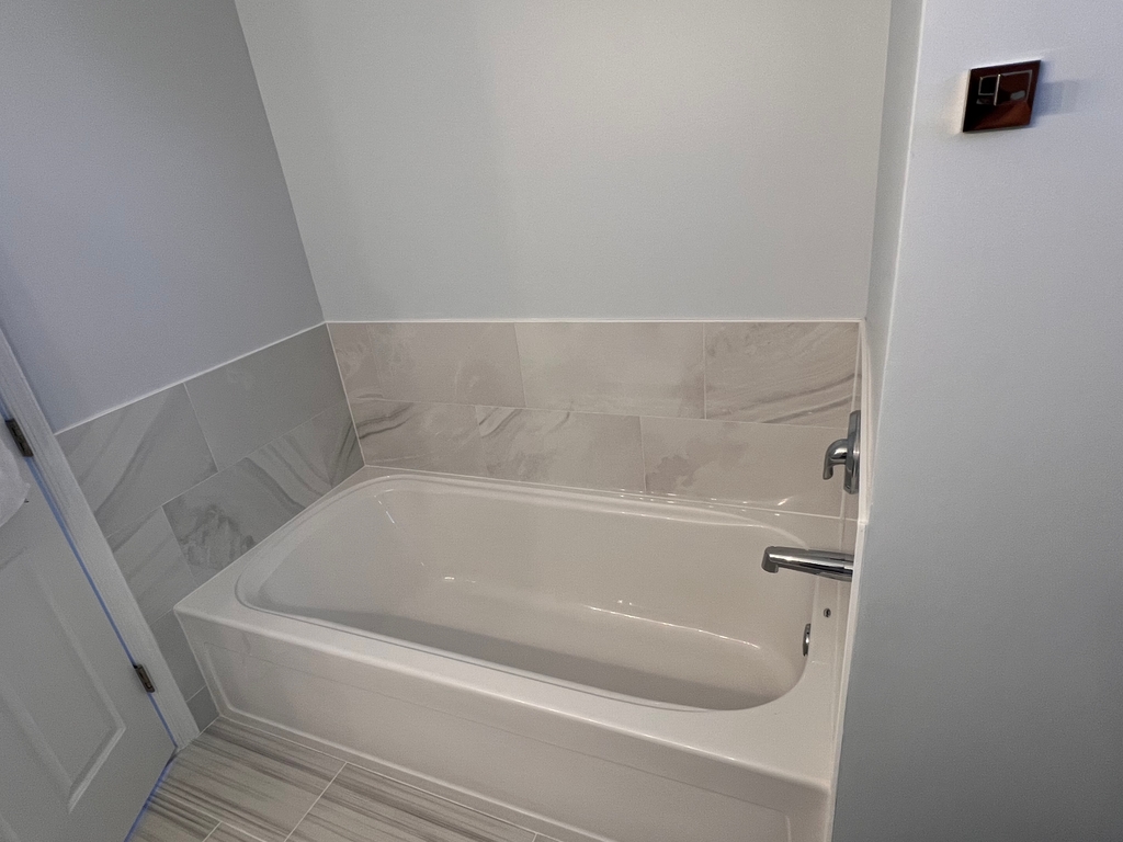 Primary Bathroom Tub