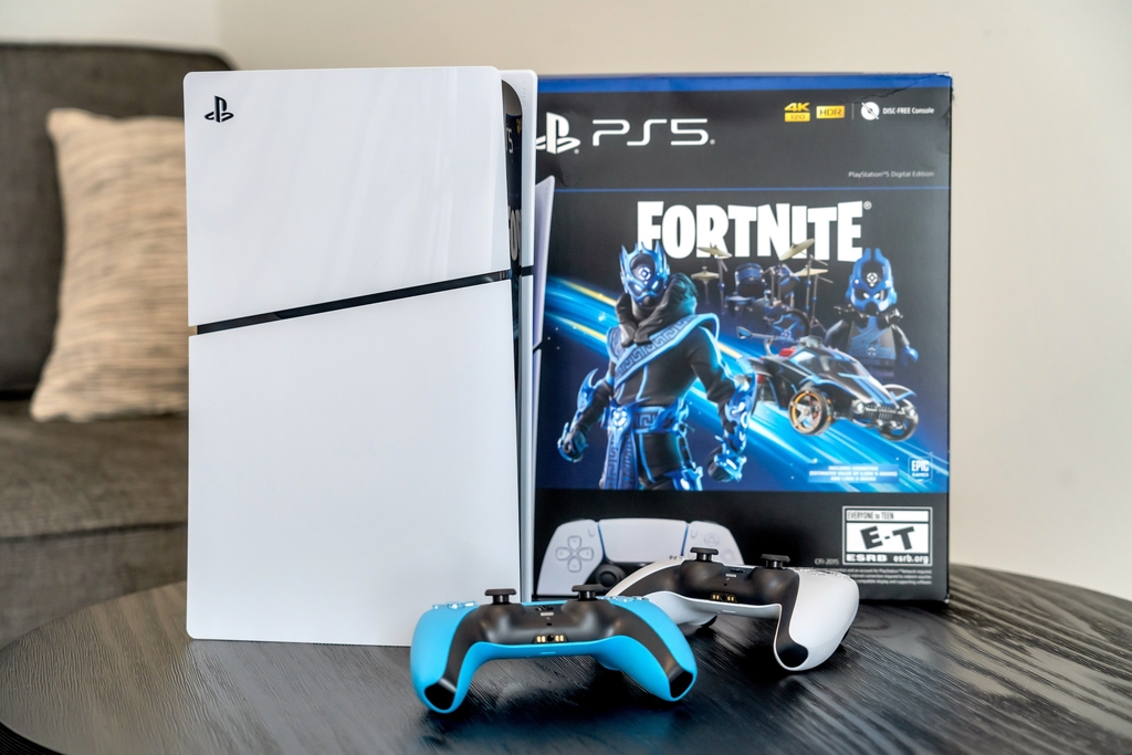 PS5 with Fortnite and other games