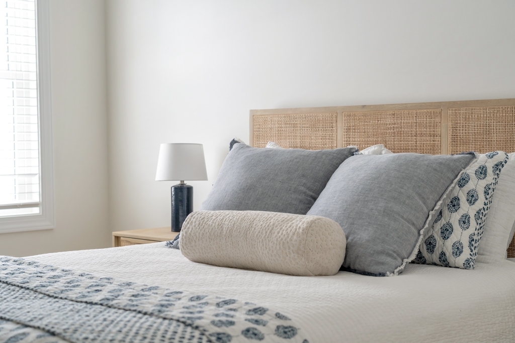 Bdrm 3: Queen bed