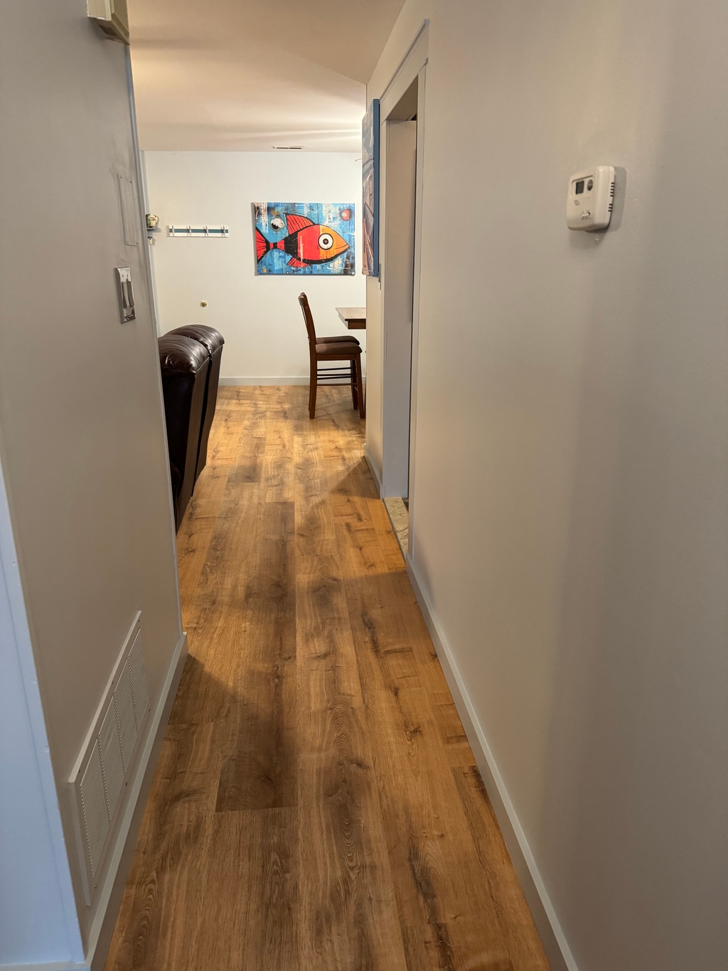 Hall to bedrooms