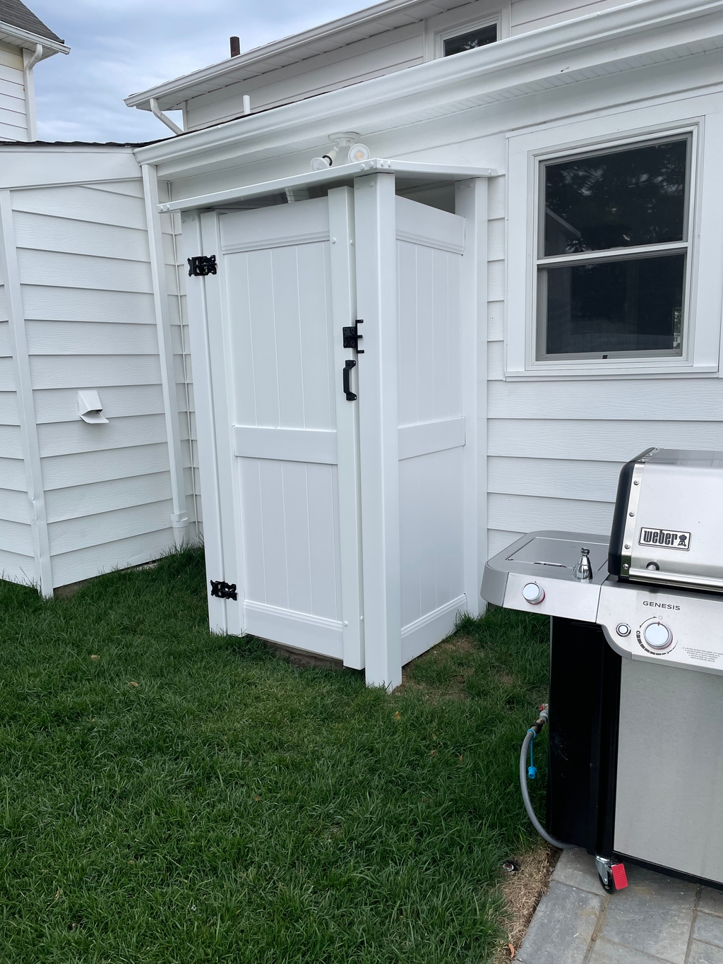 outdoor shower