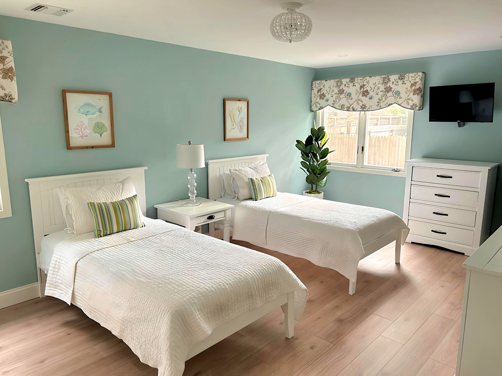 1st floor guest en-suite