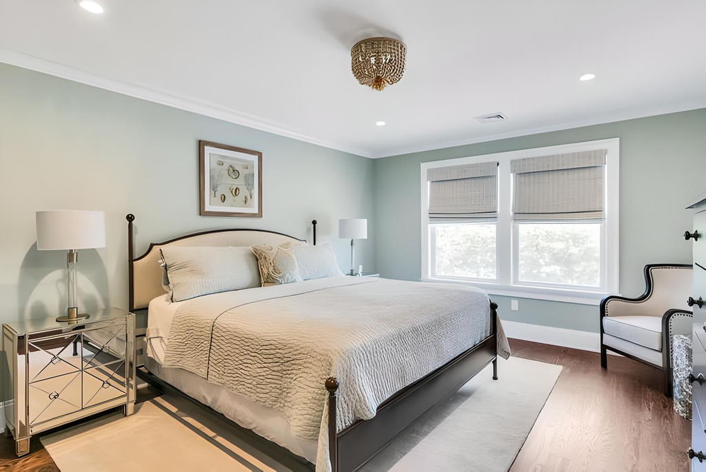 2nd floor guest en-suite
