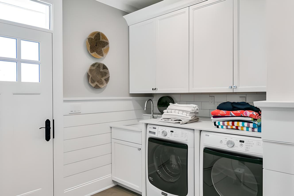 1st Floor laundry room