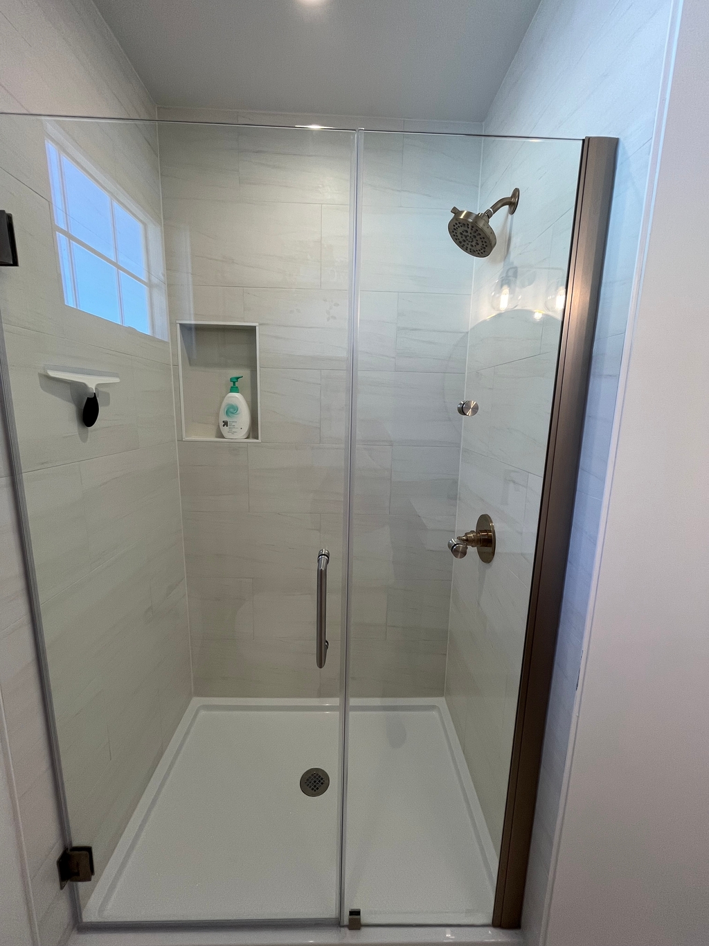 Main Bathroom Shower