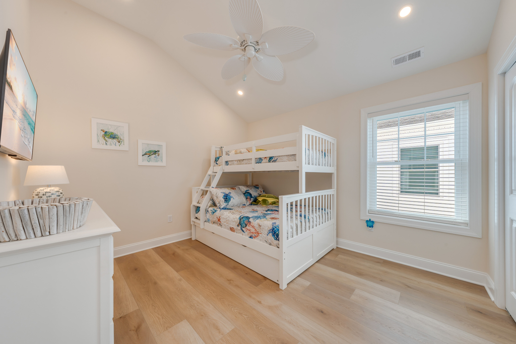 Bunk Bed with Trundle