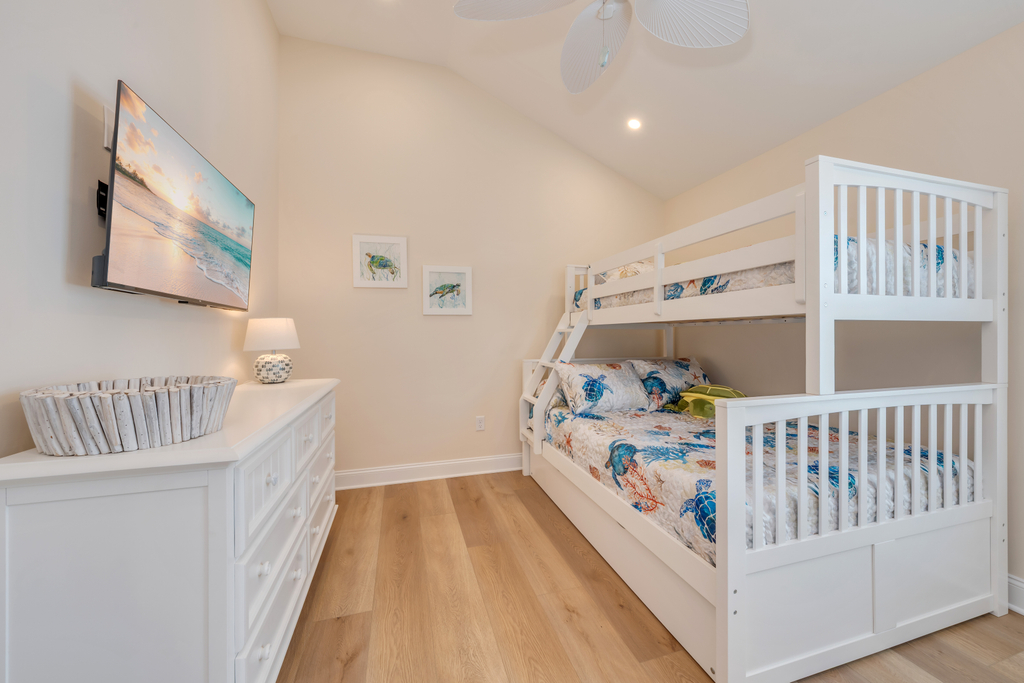 Bunk Bed with Trundle