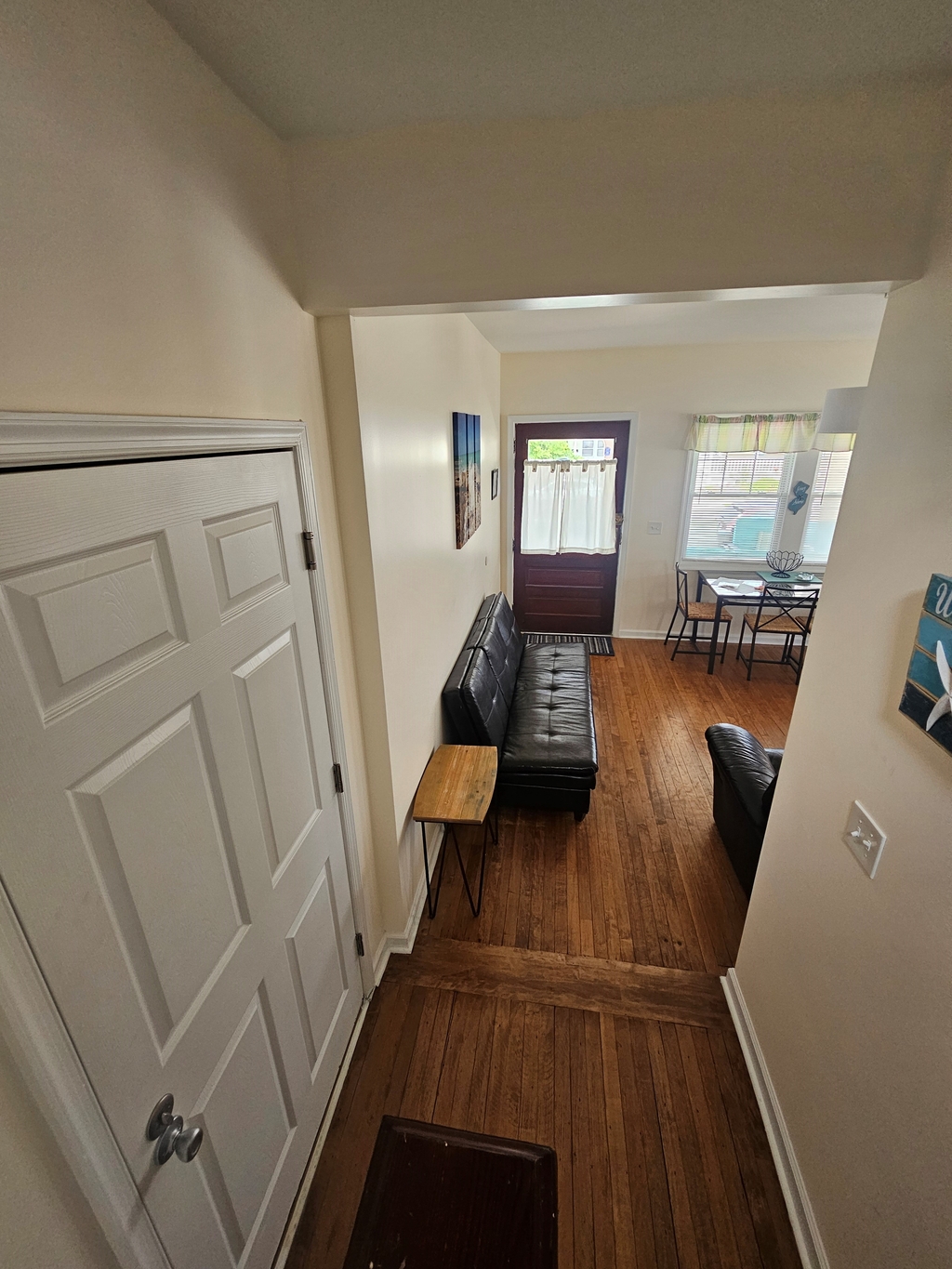 Apartment side entrance (this door is locked when rented seperately)