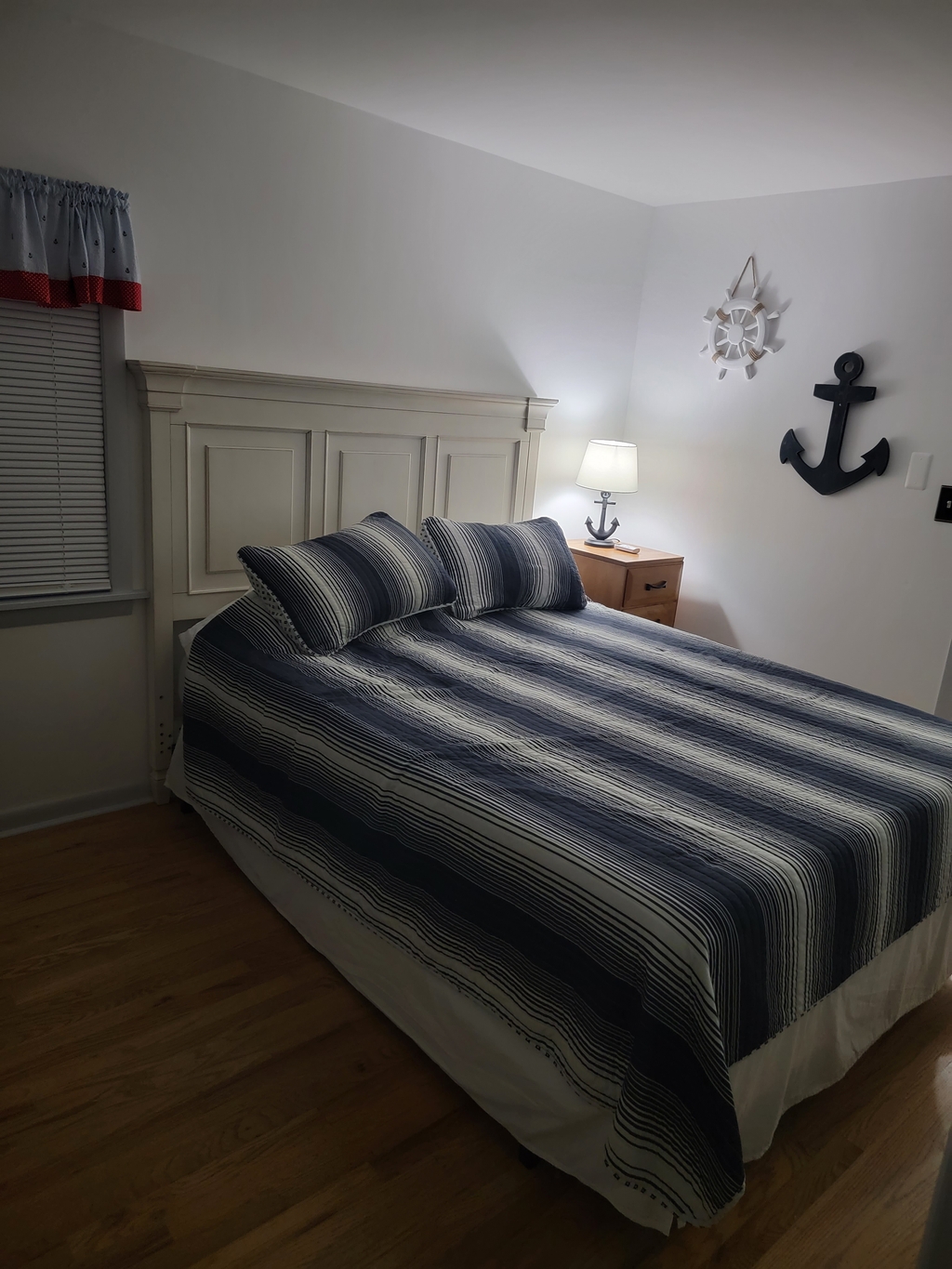 Bedroom two-Queen