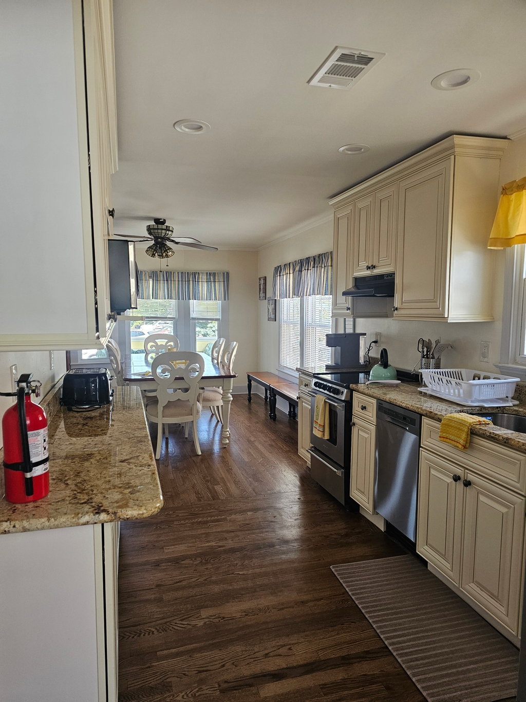 Kitchen area