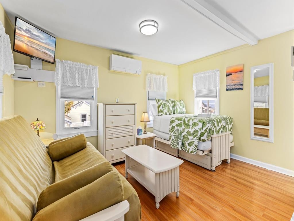 Detached Guest Suite, 2nd Floor