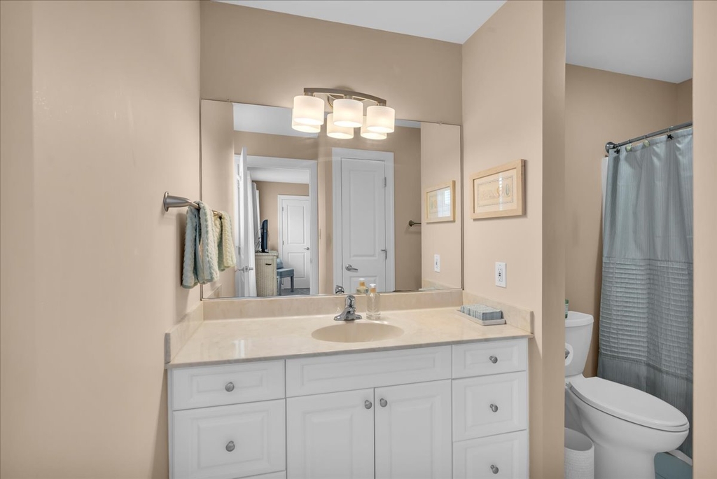 Primary Bedroom Bathroom