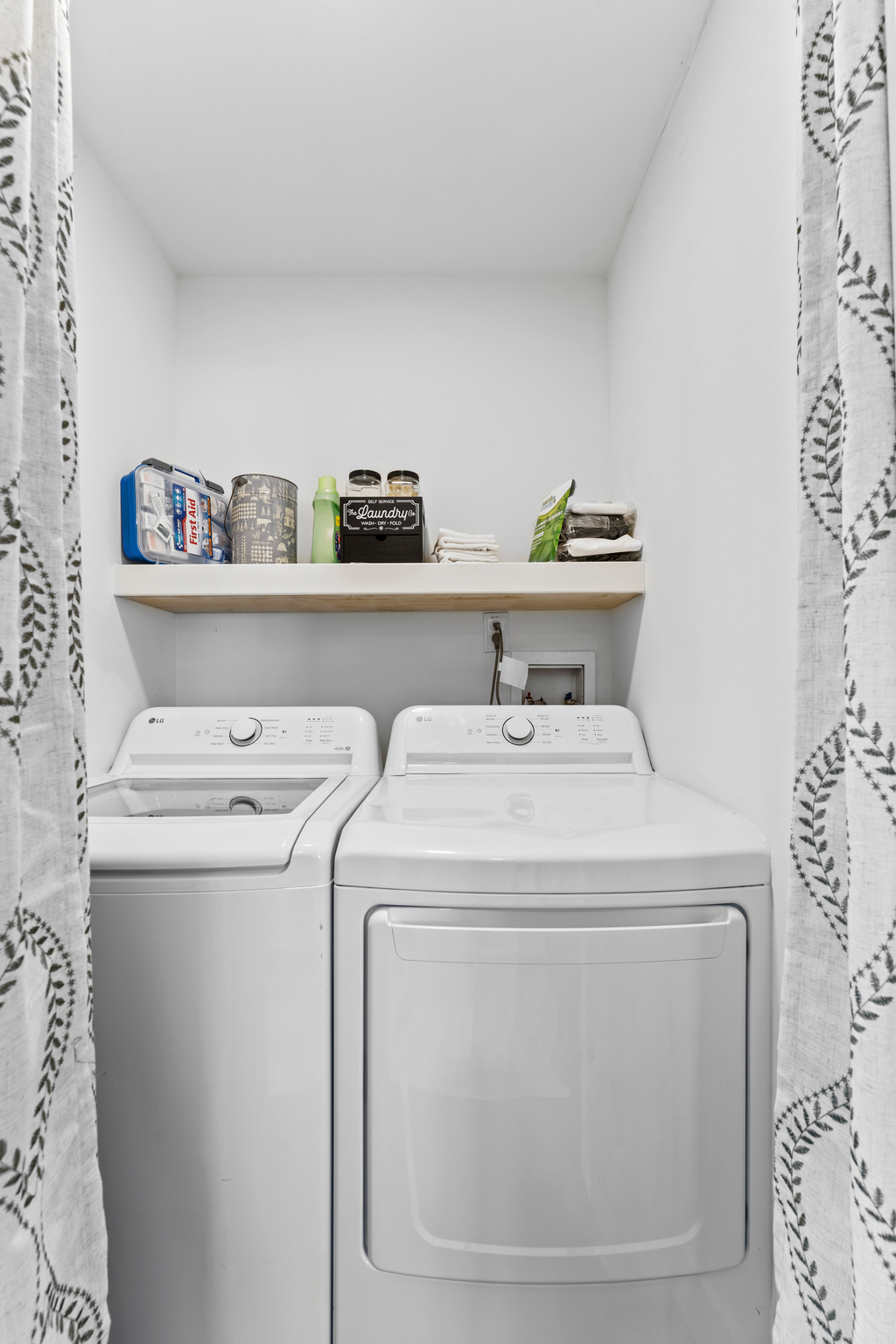 Casa 218 Laundry Alcove