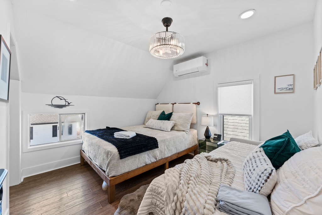 Capri Suite sleeps 3