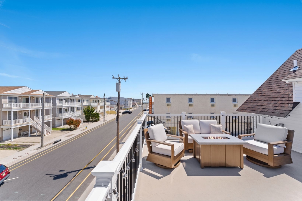 Casa 218 Rooftop Terrace with Ocean Views