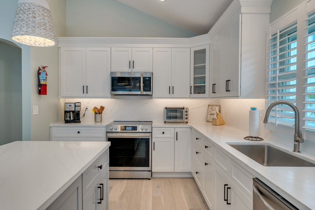 Gourmet kitchen ready for vacation meals