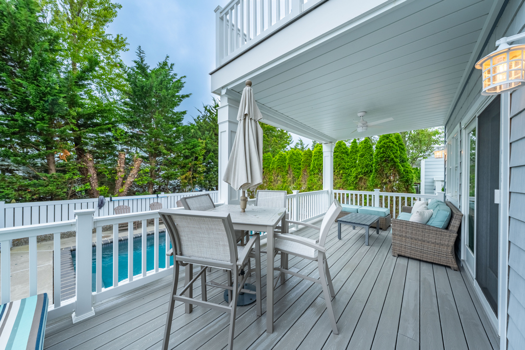 Furnished decks