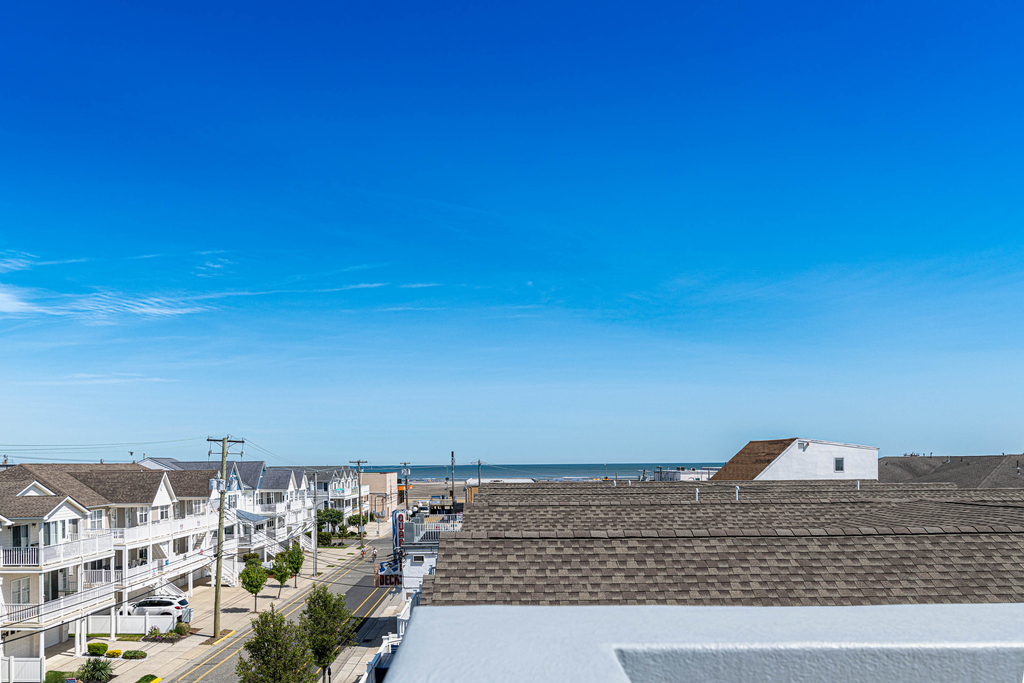 Rooftop Deck #04