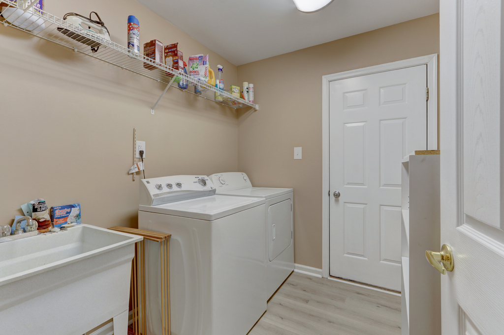 1st floor laundry room