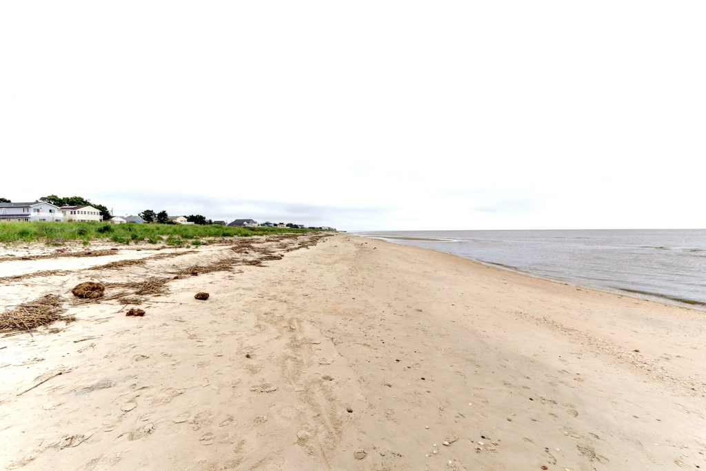bay beach @ Cardinal Ave