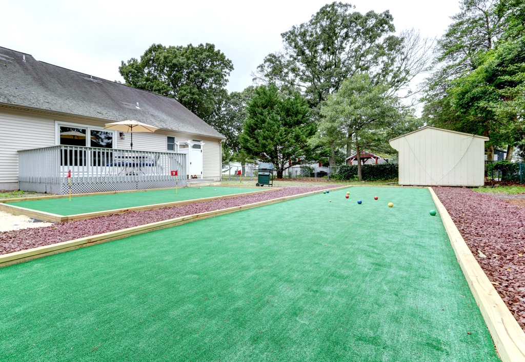 bocce court/cornhole area