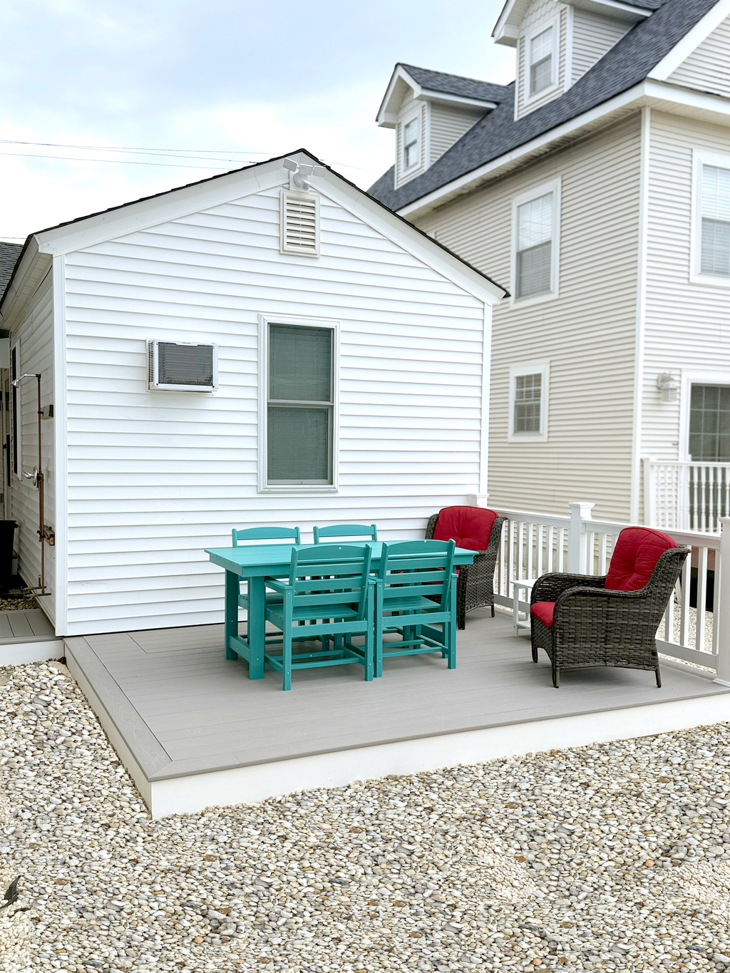 Back patio features seating for 6 plus a grill