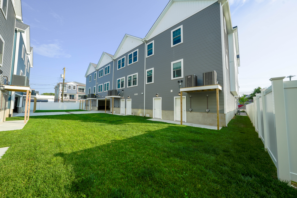 Exterior - Shared Backyard